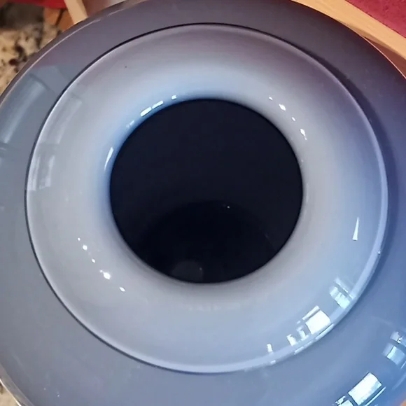 Vintage LARRY LASLO For MIKASA. Ombre Purple Glass Vase. Flawless Condition. - Picture 4 of 15